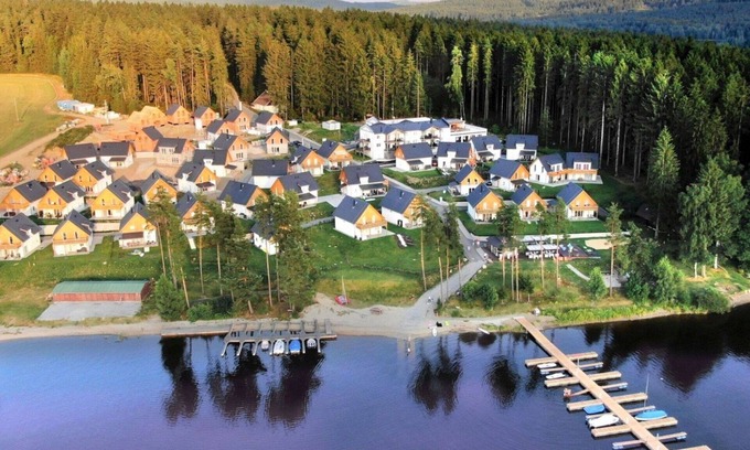 Frymburk House | Stunning private villa for 8 guests with WIFI, TV, terrace and pets allowed
