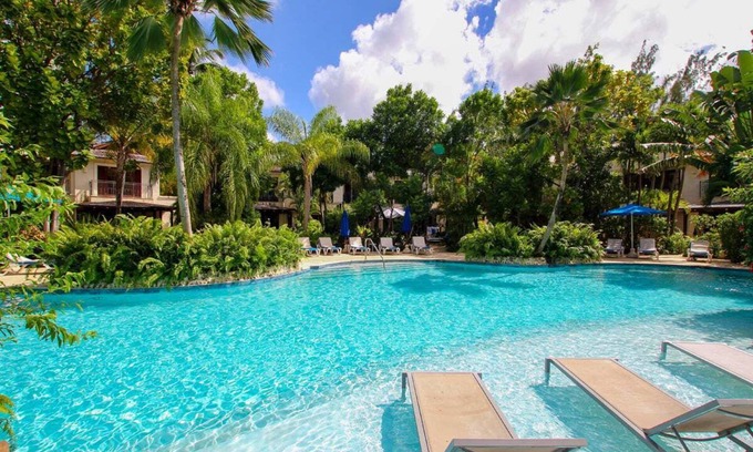Gibbs Bay House | Stunning Private Tropical Retreat with Resort Pool - Claridges 1