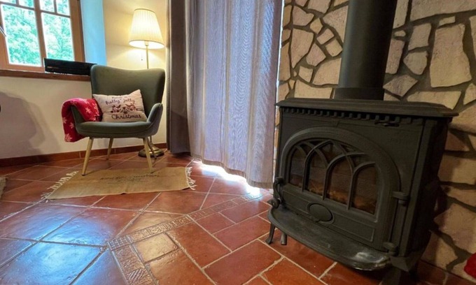 Stupná House | Stunning private villa for 5 guests with WIFI, TV, terrace and pets allowed