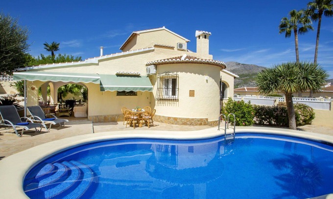 Orba House | Stunning private villa for 6 guests with private pool, WIFI, A/C, TV and terrace