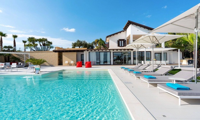 Ribera Villa | Stunning private villa for 6 people with private pool, A/C, WIFI, TV, patio and panoramic view