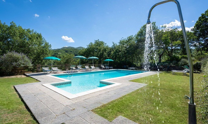 Vicchio Villa | Stunning private villa with WIFI, private pool, TV, patio, pets allowed and panoramic view