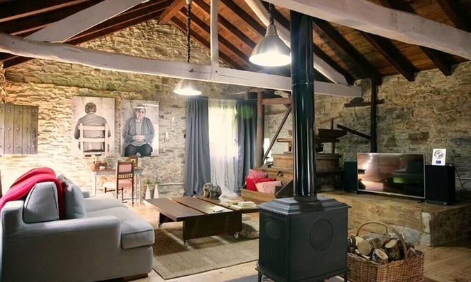 El Franco House | Stunning restored mill-10 km from beach-wifi