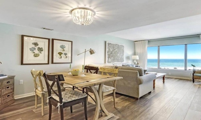 Amelia City Apartment | Stunning views! 6th floor Surf & Racquet Club!