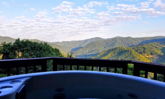 Maggie Valley Cabin | STUNNING VIEWS YEAR ROUND! Log Cabin, Hot Tub, Fireplace, Fire Pit, Private