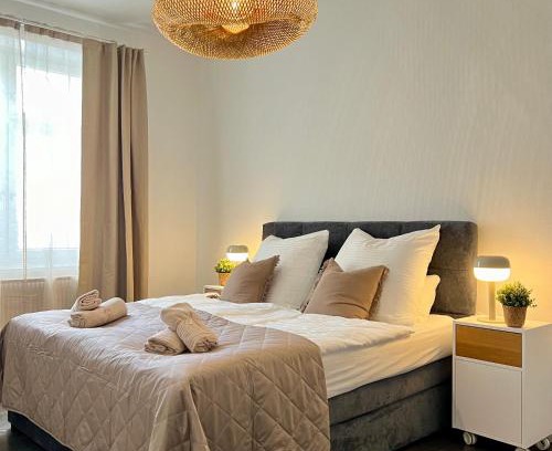 Rosenberg Apartment | Stuttgart Zentrum - Hölderlinplatz - 80qm - EG