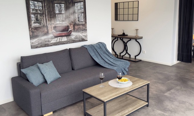 Siegburg Apartment | Stylish 135 sqm penthouse Cologne/Bonn
