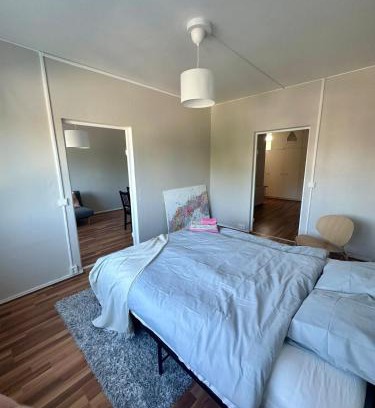 Turku Apartment | Stylish 2 Bed Central Apartment with Park View