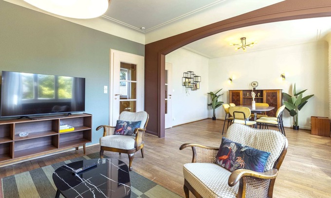 South Bonnevoie Apartment | Stylish 2BR Apartment: Workspace, Balcony, Wi-Fi