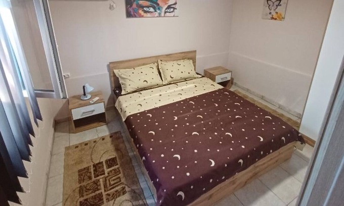 Costinesti Ski Chalet | Stylish Chalet w/AC near Secluded Tuzla Beach – Nature & Peace