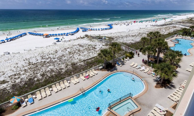 Fort Walton Beach Condo | Stylish condo w/beautiful gulf view, shared pool/hot tub, & easy beach access
