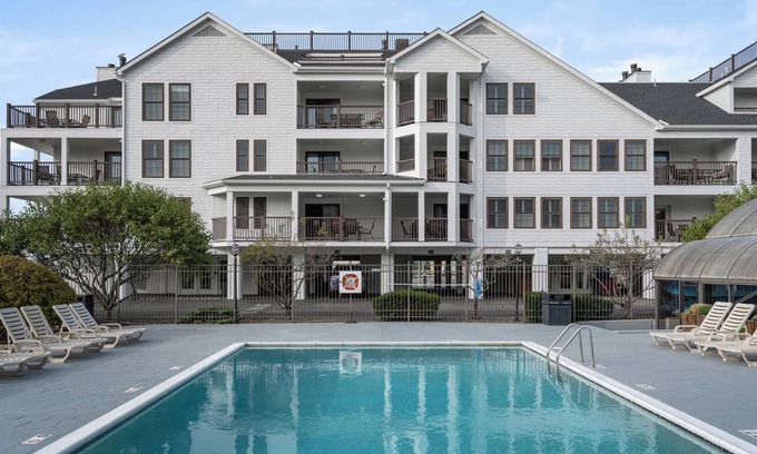 Yachting Village Resort | Stylish Condo w/Indoor/Outdoor Resort Pool, Free WiFi & Free Parking