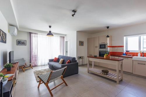 Swieqi Apartment | Stylish & Cozy 2BR in Prime Location close to Beach