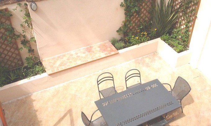 Dorsoduro Apartment | Stylish Duplex with Stunning Private Courtyard in Dorsoduro