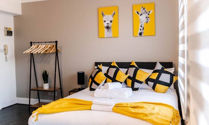 Hillrise Apartment | Stylish Finchley Studio, 10 Min Walk to Archway Tube
