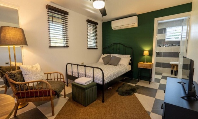 Tierras Nuevas Poniente Apartment | Stylish Studio at El Flamingo Beach Club