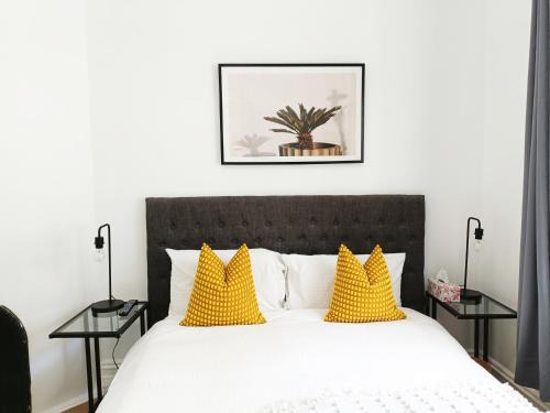 Sydenham House | Stylish Queen Room 1Min Walk to Station 5Min to City 10Min to Airport