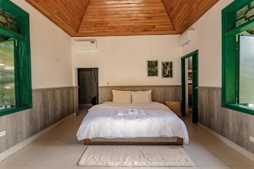 Mang Yang Hotel | Suối Đá Homestay