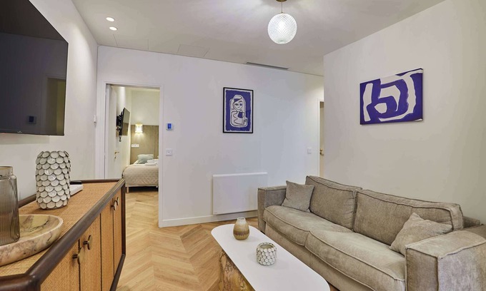 Saint-Vincent-de-Paul Apartment | Sublime air-conditioned apartment Center of Paris