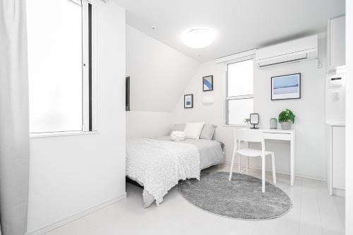 Shinjuku Apartment | Subway Higashi Shinjuku Station by 5 mins walk Designer's Apart ment
