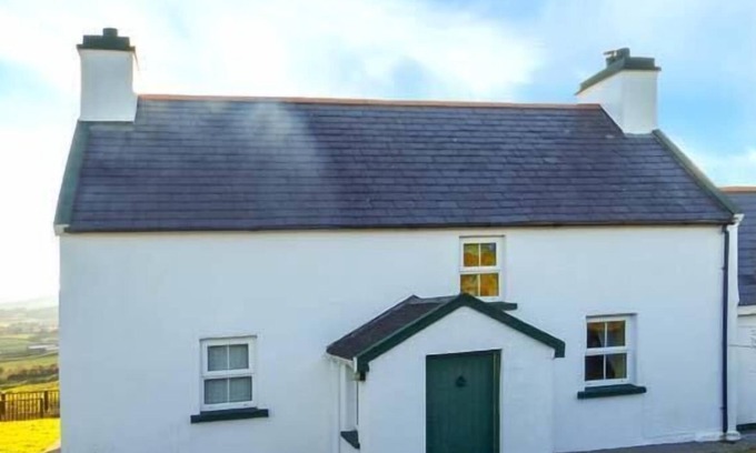 Caherkeen Cottage | SUGARBUSH, family friendly, with open fire in Eyeries, County Cork