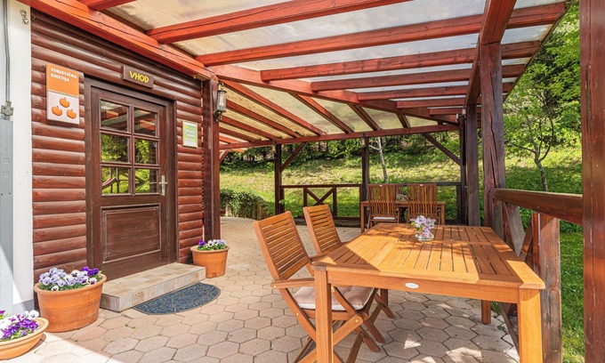 Prevalje Hotel | Suite Alder embraced by nature