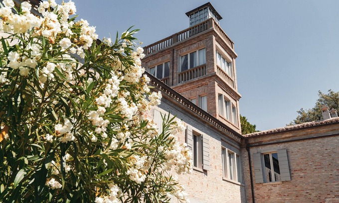 Santa Veneranda Apartment | Suite in the tower of a farmhouse with pool, ideal for romantic getaways