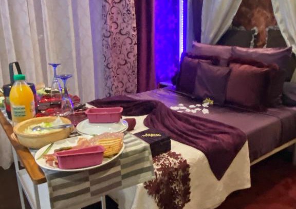 Beaucaire Bed & Breakfast | SUITE spa accès autonome