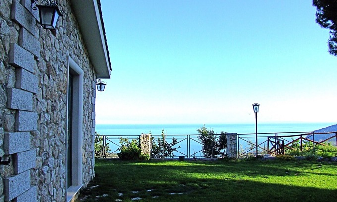 Mattinata Apartment | Summer cottage with pool and breathtaking views, Gargano National Park
