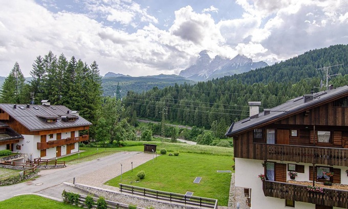 San Vito di Cadore Apartment | Summer in the mountains