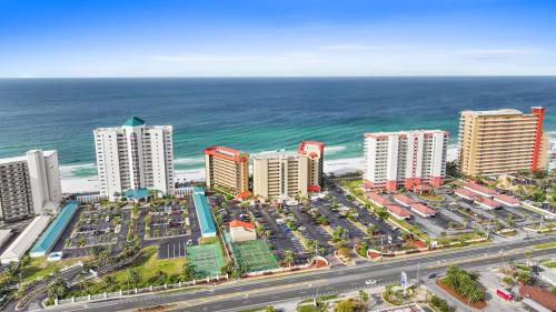 Biltmore Beach Apartment | Summerhouse Beach Resort by Panhandle Getaways