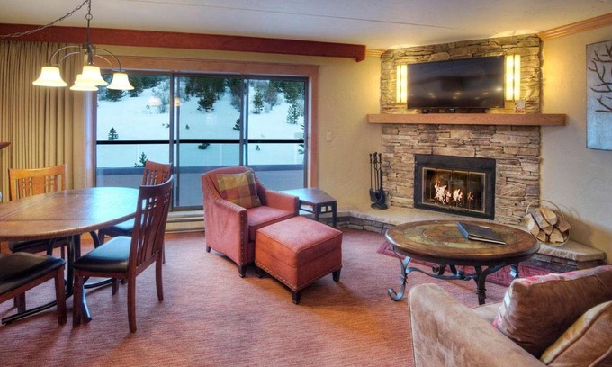 Peak 9 Apartment | Summit Suite At Beaver Run Resort condo