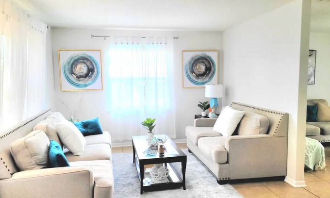 Seffner Community Alliance House | Sun Family Fun! Pool, Firepit, Gameroom Tampa area