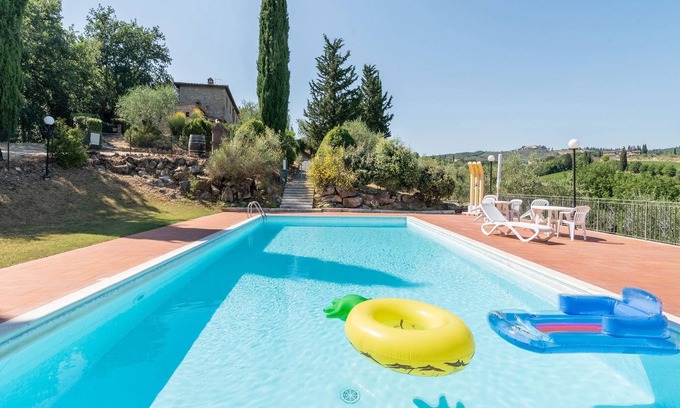 Monti di Sotto House | Sun-kissed holiday home