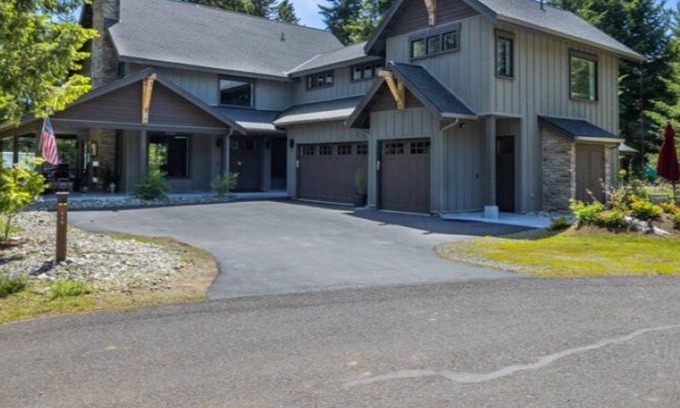 Cle Elum House | Suncadia 5 Bdrm Home with Mother In Law Unit