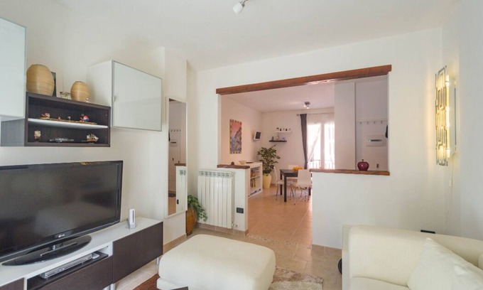 Mezzanego Apartment | Sunlit Modern Apartment BUBU CASA