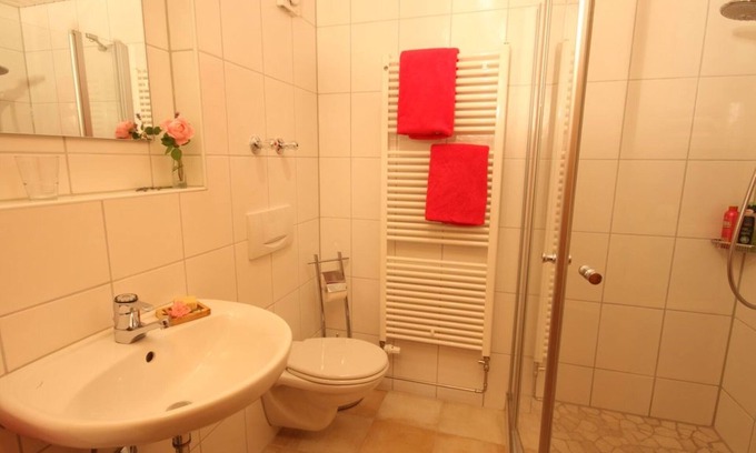 Oberstdorf Apartment | Sunny 2-room apartment with south/west-facing balcony. Summer mountain railway ticket included