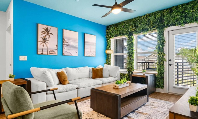 Upper Grand Lagoon Apartment | Sunny 3BR Apt + Resort Amenities - Free Parking!