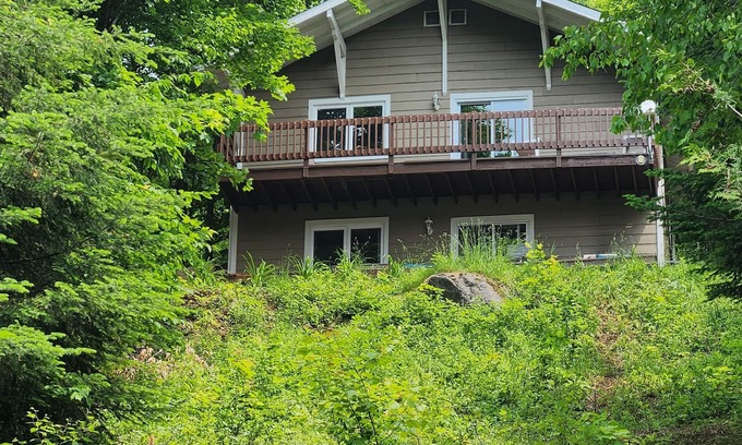 St-Adolphe-d'Howard Cottage | Sunny and Zen on the lake, St Adolphe d'Howard, Quebec