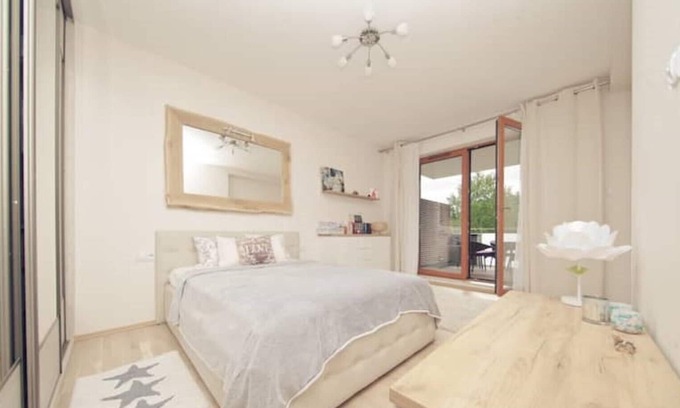 Elk House | Sunny apartment with terrace right in the woods