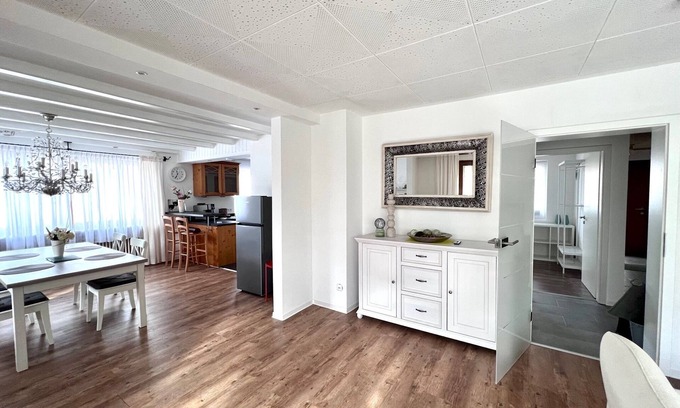 Engelsbrand Apartment | Sunny large apartment with 2 bedrooms and conservatory for 3-4 people