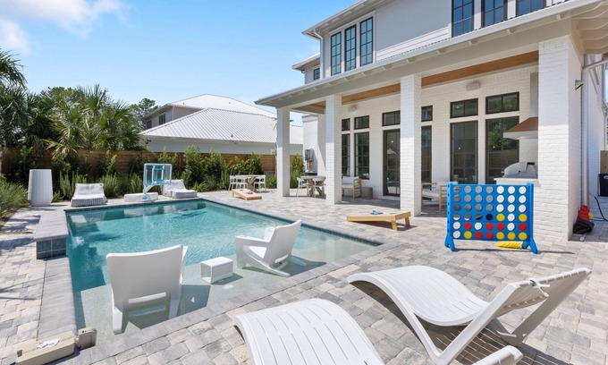 Kiska Beach House | Sunnyside Escape - New Luxury Beach House! PETS Welcome, Heated Pool, Games