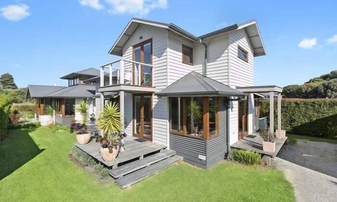 Aireys Inlet House | Sunnyside I Pet Friendly I Second Living