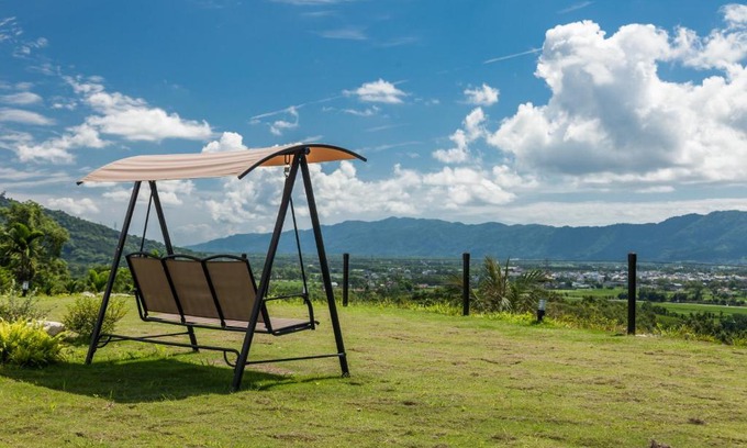 Fenglin Bed & Breakfast | Sunrise Forest