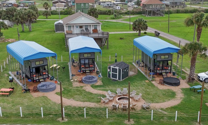Crystal Beach House | Sunrise Sonata beach tiny home, Beach tiny home - Heated Pool!