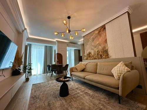 Mamaia-Sat Apartment | Sunrise Splendor