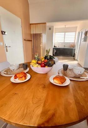 Saint-Pierre Apartment | SunSet Appart'