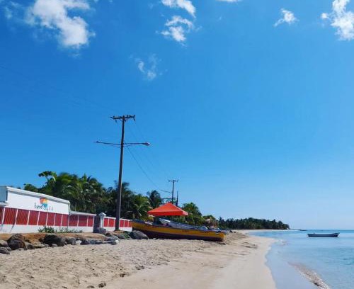 Corn Island Bed & Breakfast | Sunset Bay B&B