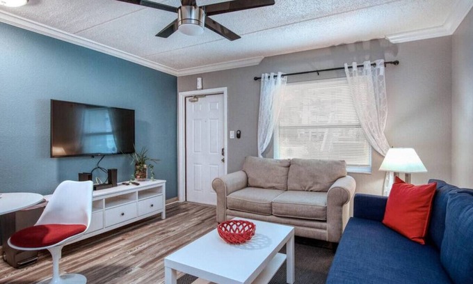 Madeira Beach Apartment | Sunset Beach Suite 5, Madeira Beach Florida