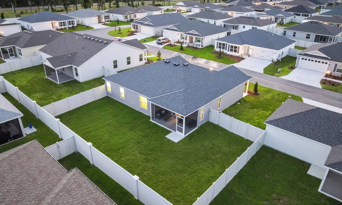 Candler House | Sunset Getaway - 3/2 dog friendly, w/4 seater golf cart